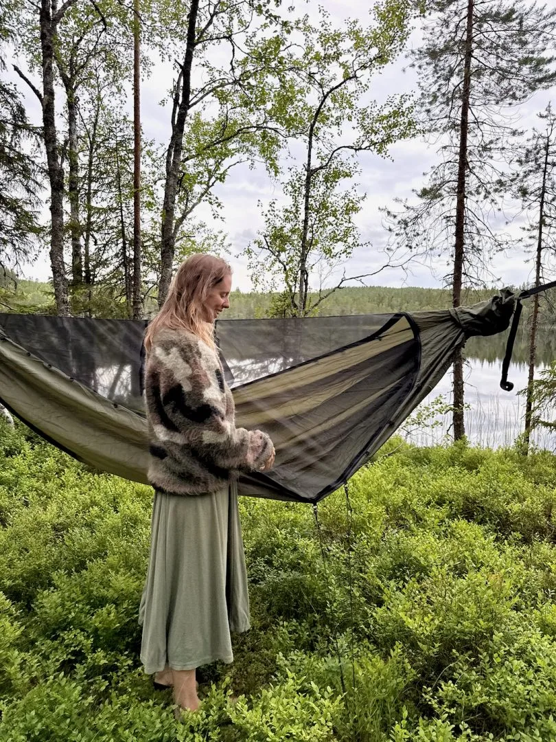 Momo Jord Hammock 4 Momo Jord Hammock – rymlig liggyta